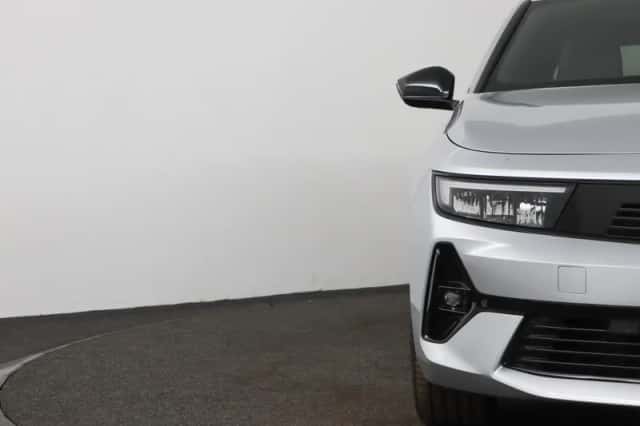 Opel Astra (2022) thumbnail 28