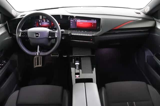 Opel Astra (2022) thumbnail 4
