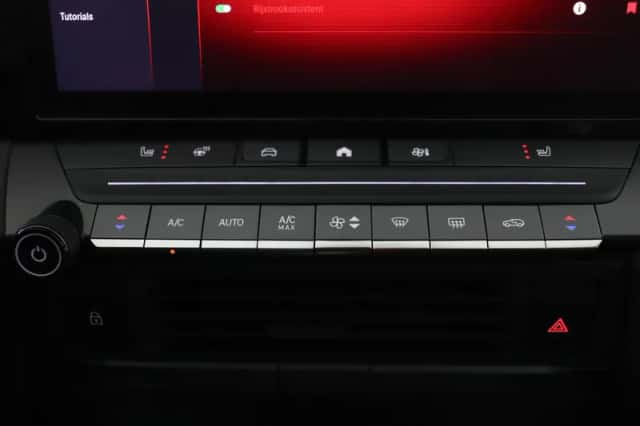 Opel Astra (2022) thumbnail 5