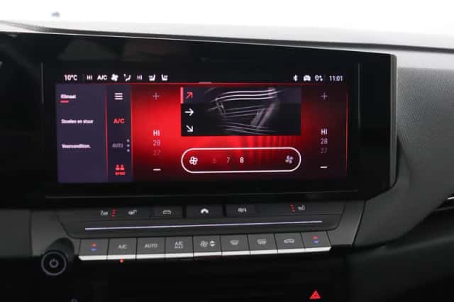 Opel Astra (2022) thumbnail 43