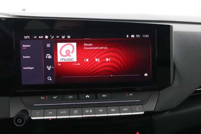 Opel Astra (2022) thumbnail 6