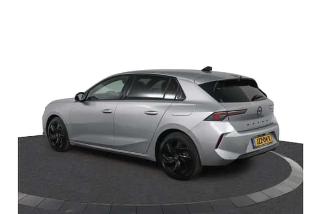 Opel Astra (2022) thumbnail 9