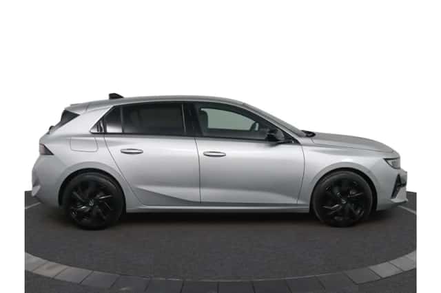 Opel Astra (2022) thumbnail 10