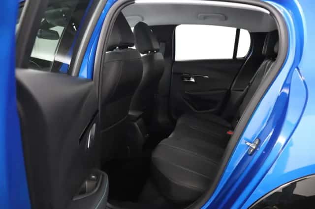 Peugeot e-208 (2021) thumbnail 6