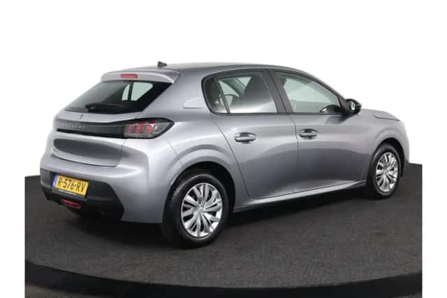Peugeot 208 (2022) thumbnail 2