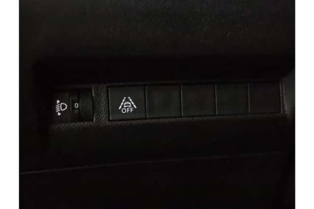 Peugeot 208 (2022) thumbnail 20