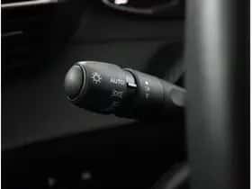Peugeot 208 (2022) thumbnail 21