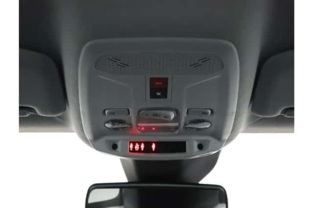 Peugeot 208 (2022) thumbnail 24