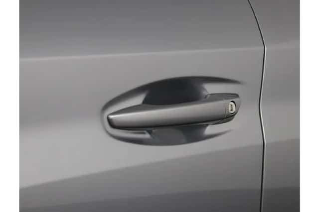 Peugeot 208 (2022) thumbnail 29
