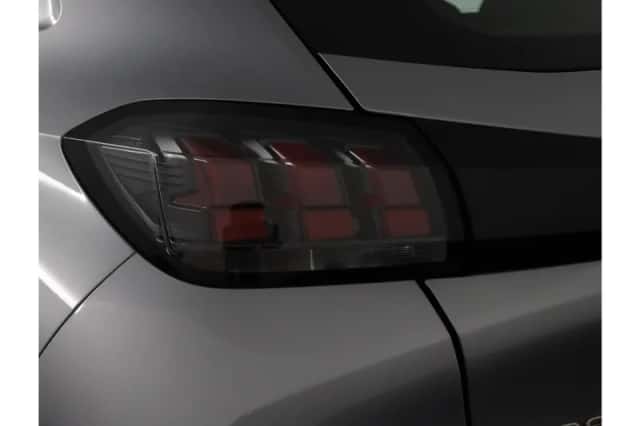 Peugeot 208 (2022) thumbnail 35