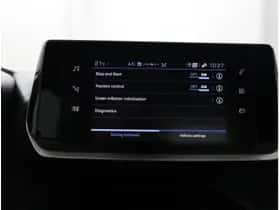 Peugeot 208 (2022) thumbnail 41
