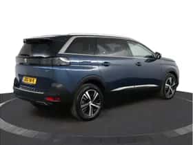 Peugeot 5008 (2022) thumbnail 2