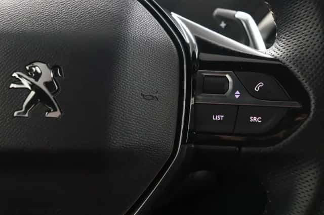 Peugeot 5008 (2022) thumbnail 19