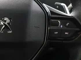 Peugeot 5008 (2022) thumbnail 19