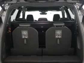 Peugeot 5008 (2022) thumbnail 21