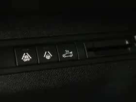 Peugeot 5008 (2022) thumbnail 25
