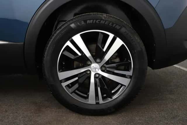 Peugeot 5008 (2022) thumbnail 32