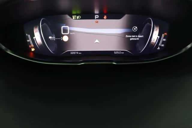 Peugeot 5008 (2022) thumbnail 37
