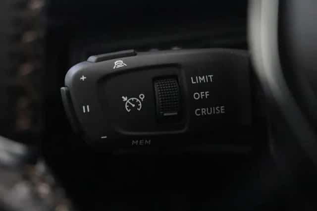 Peugeot 5008 (2022) thumbnail 44