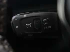 Peugeot 5008 (2022) thumbnail 44