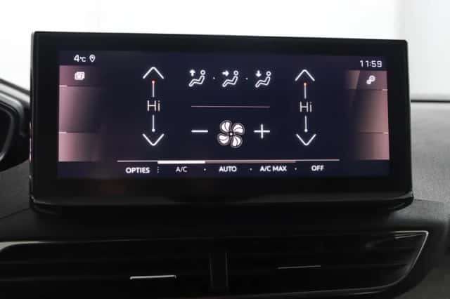 Peugeot 5008 (2022) thumbnail 45