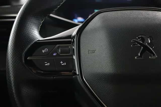Peugeot e-208 (2021) thumbnail 16