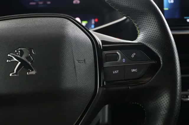 Peugeot e-208 (2021) thumbnail 17