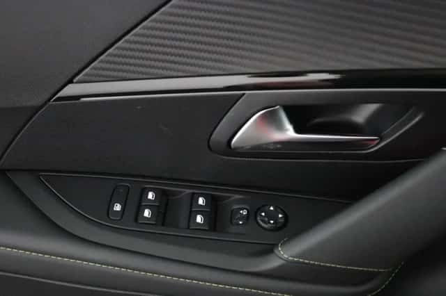 Peugeot e-208 (2021) thumbnail 22