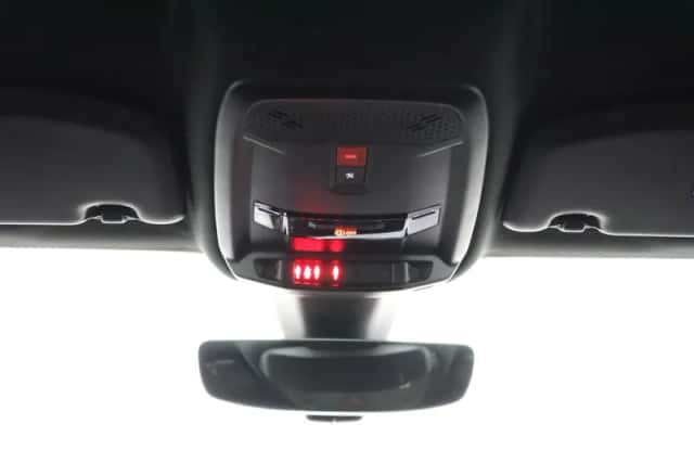 Peugeot e-208 (2021) thumbnail 26