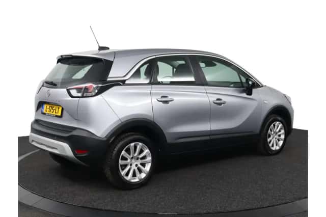 Opel Crossland (2021) thumbnail 2