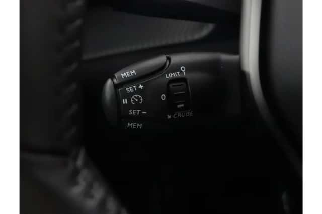 Peugeot 2008 (2025) thumbnail 28