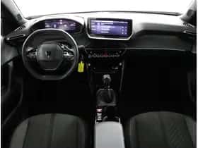 Peugeot 2008 (2025) thumbnail 4
