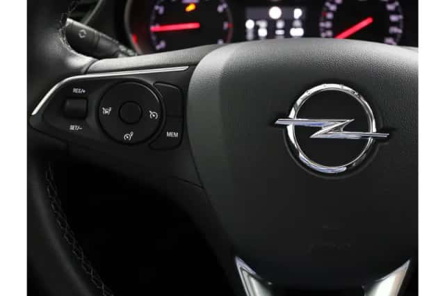 Opel Grandland X (2020) thumbnail 16