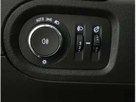 Opel Grandland X (2020) thumbnail 23