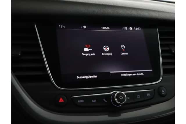 Opel Grandland X (2020) thumbnail 38