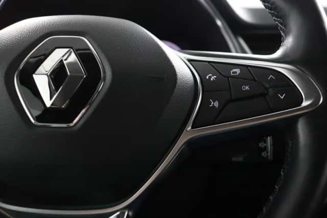 Renault Captur (2021) thumbnail 18