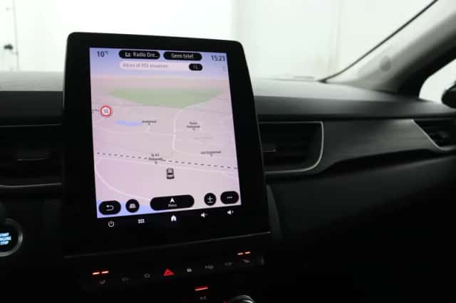 Renault Captur (2021) thumbnail 22