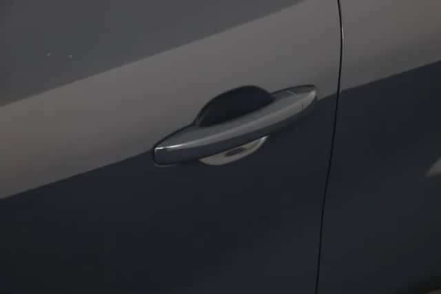 Renault Captur (2021) thumbnail 32