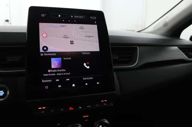 Renault Captur (2021) thumbnail 40