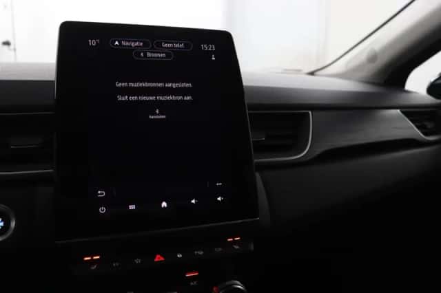 Renault Captur (2021) thumbnail 44