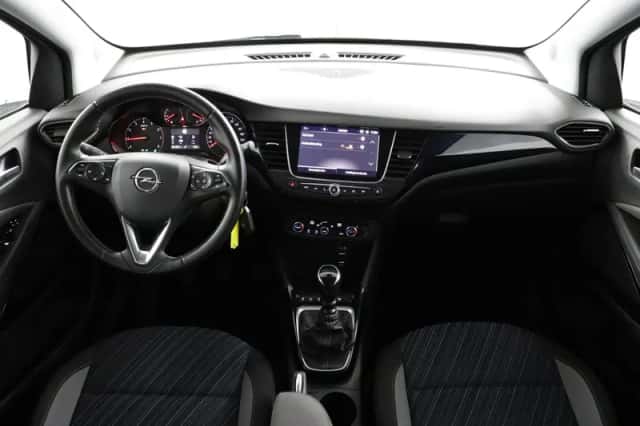 Opel Crossland X (2019) thumbnail 4
