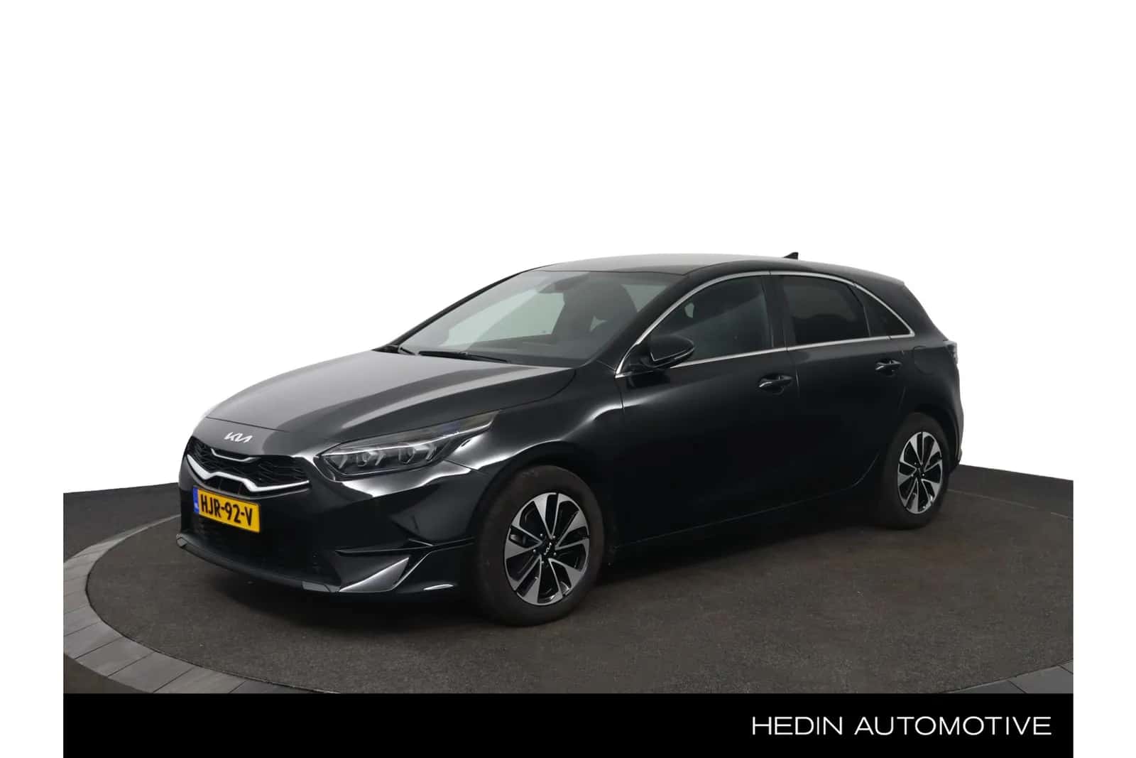 Kia Ceed (2025) — foto 1