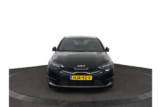 Kia Ceed (2025) thumbnail 16