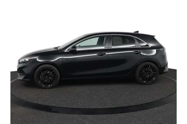 Kia Ceed (2025) thumbnail 3
