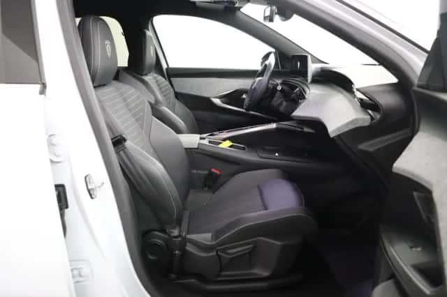 Peugeot 3008 (2025) thumbnail 18