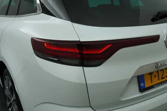Renault Mégane (2023) thumbnail 14