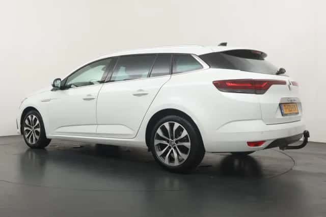 Renault Mégane (2023) thumbnail 3