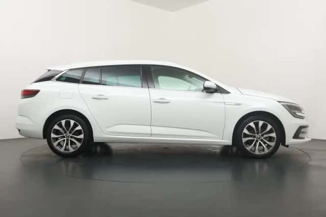 Renault Mégane (2023) thumbnail 4
