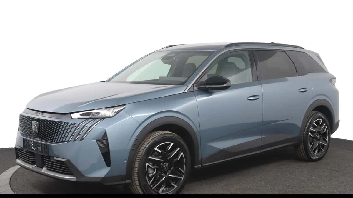 Peugeot 5008 (2025) — foto 1