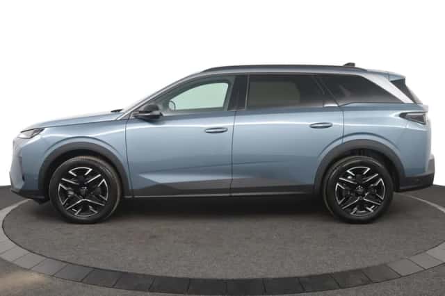 Peugeot 5008 (2025) thumbnail 3